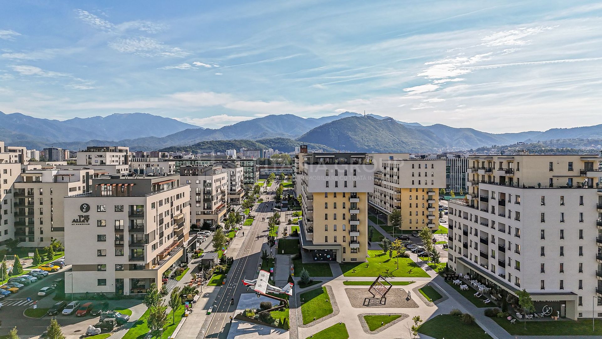 Kasper Coresi, Apartament 3 camere decomandat, 2 bai, parcare+boxa - Poză 13