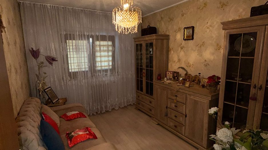 Apartament 4 camere de vanzare Crangasi - Poză 7