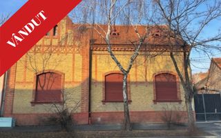 Casa de vanzare, ultracentral/ zona Parcului Bratianu- 370.000 eur neg - Poză 1