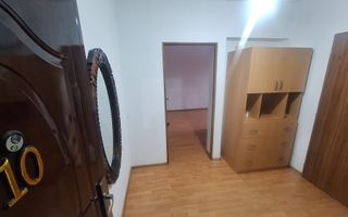 Cameră de închiriat | Etajul 2 | Valea Aurie - Poză 2