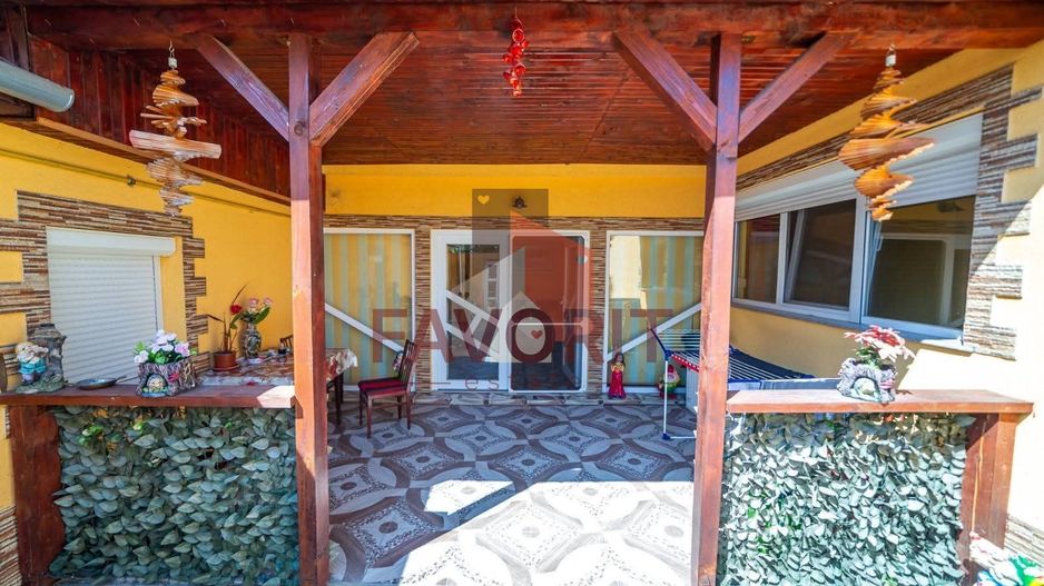 EXCLUSIVITATE – Comision 0% | Casa spatioasa | Santana - Arad - Poză 3