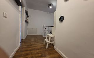 Casa 4 camere + curte 300 mp Tunari - Poză 6