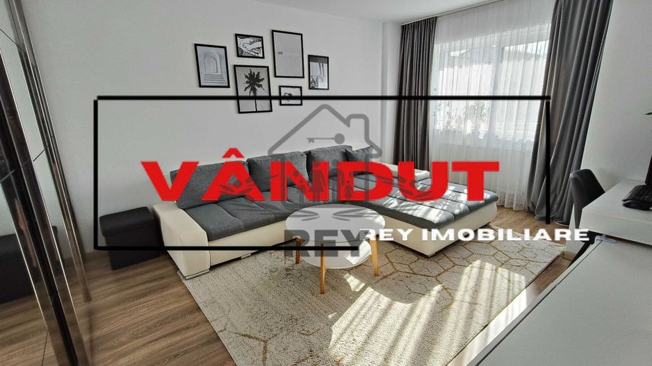 Apartament cu 2 camere, etaj intermediar, renovat - Poză 1