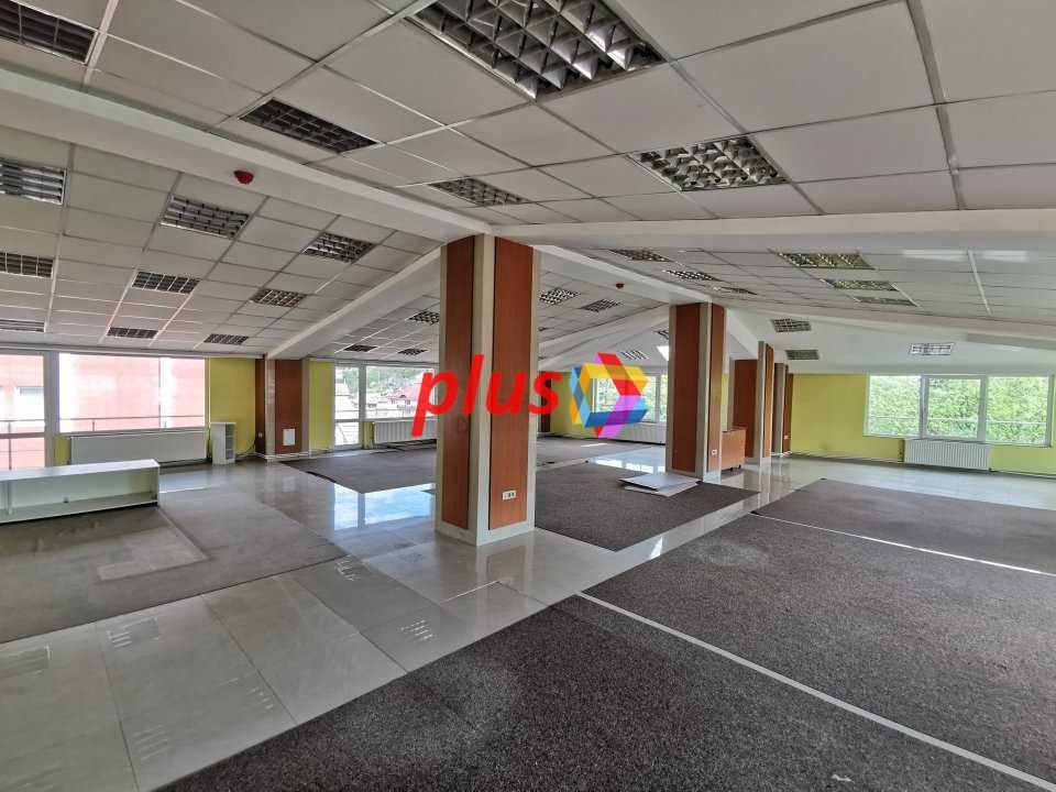Spatiu birouri de închiriat Brasov - 500 mp # Plus-imo.ro - Poză 1