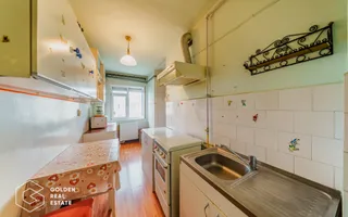Apartament spatios cu 3 camere, Vlaicu Lebada, centrala proprie - Poză 11
