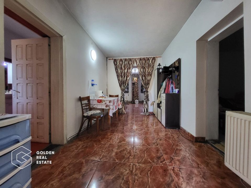 Casa cu teren de 842 mp, oras Lipova - Poză 4