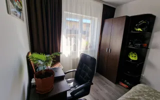 Apartament 3 camere | 71 m  utili | 2 băi | 2 balcoane | Parcare în fața vilei | Mobilat | Etaj 2 - Poză 18