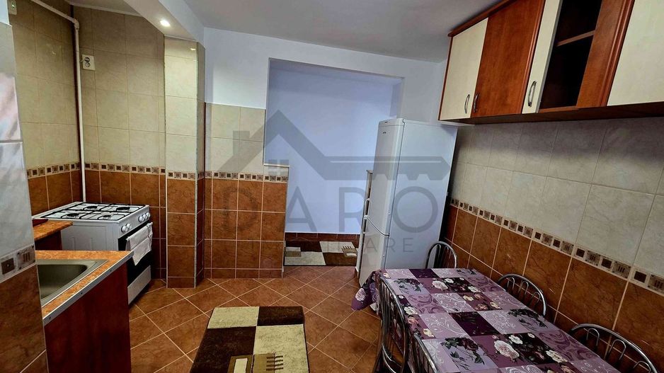 Vând apartament 3 camere - Poză 8