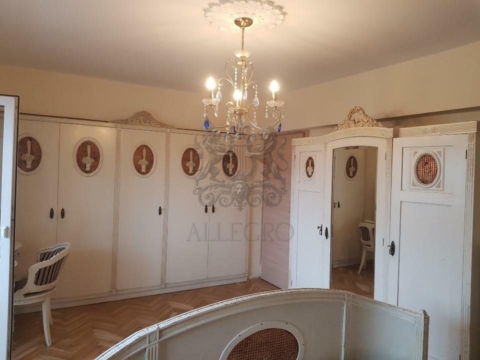 4 Camere | McDonalds Romana | Fara risc seismic | Metrou | Raritate - Poză 3