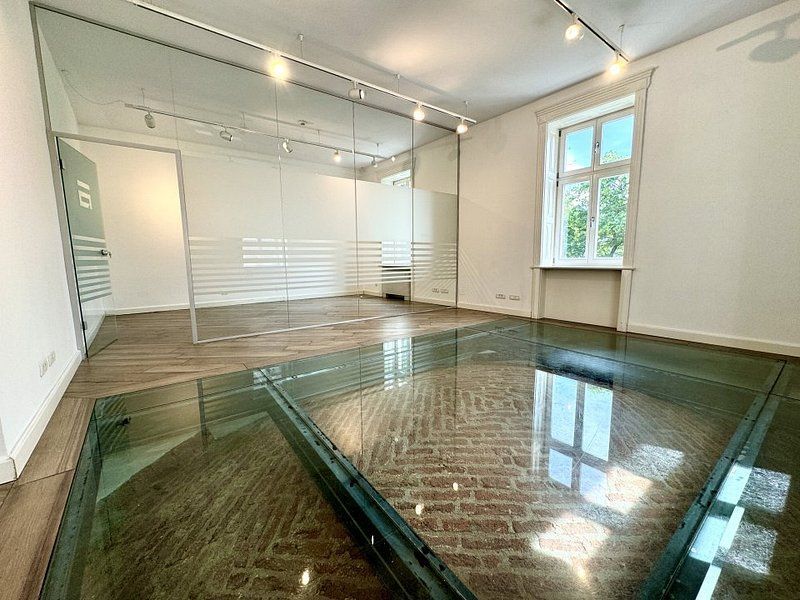 Birou elegant si spațios in Piața Unirii - Poză 1