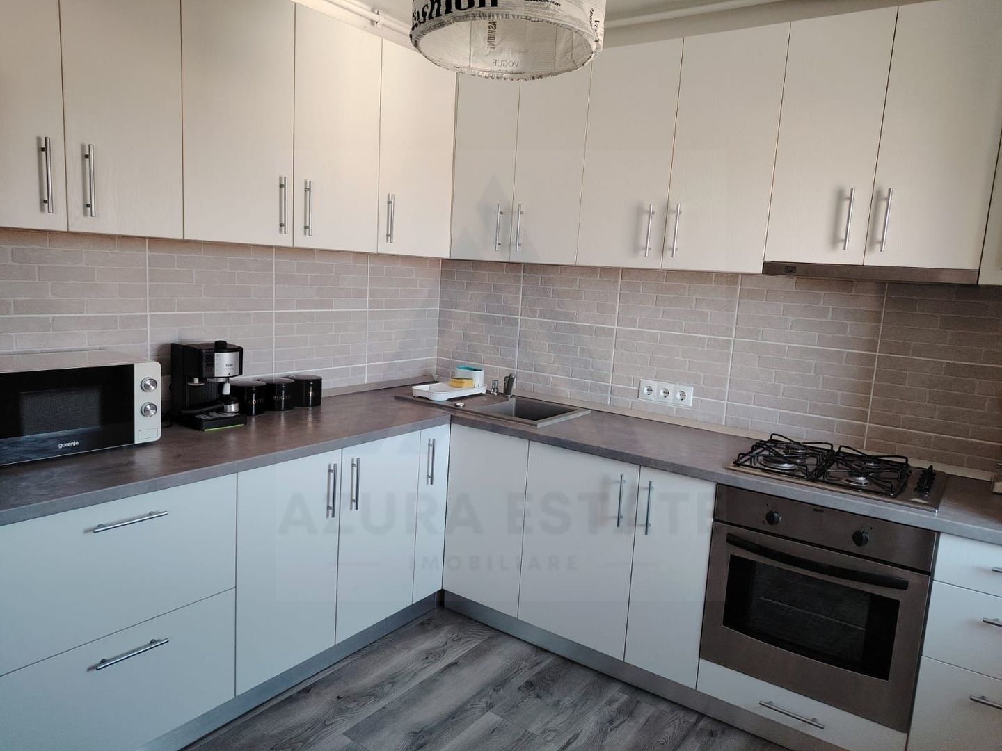 Apartament modern 3 camere 65 mp utili balcon zona Vasile Aaron - Poză 3