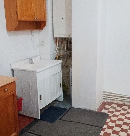 APARTAMENT NEMOBILAT SPATIOS METROU UNIVERSITATE - Poză 9