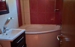 Apartament cu 3 camere in zona Pacii(Bloc Reabilitat-Centrala Proprie) - Poză 1