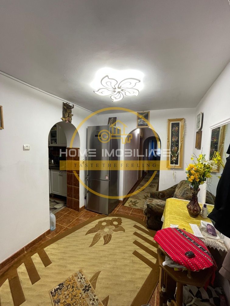Apartament 3 Camere Decomandat Mobilat si Utilat Nicolina-Frumoasa Bloc 1984 - Poză 1