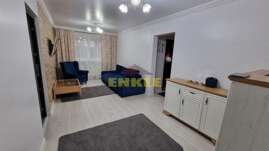 De vânzare apartament cu 3 camere, zona Primăverii - Poză 1