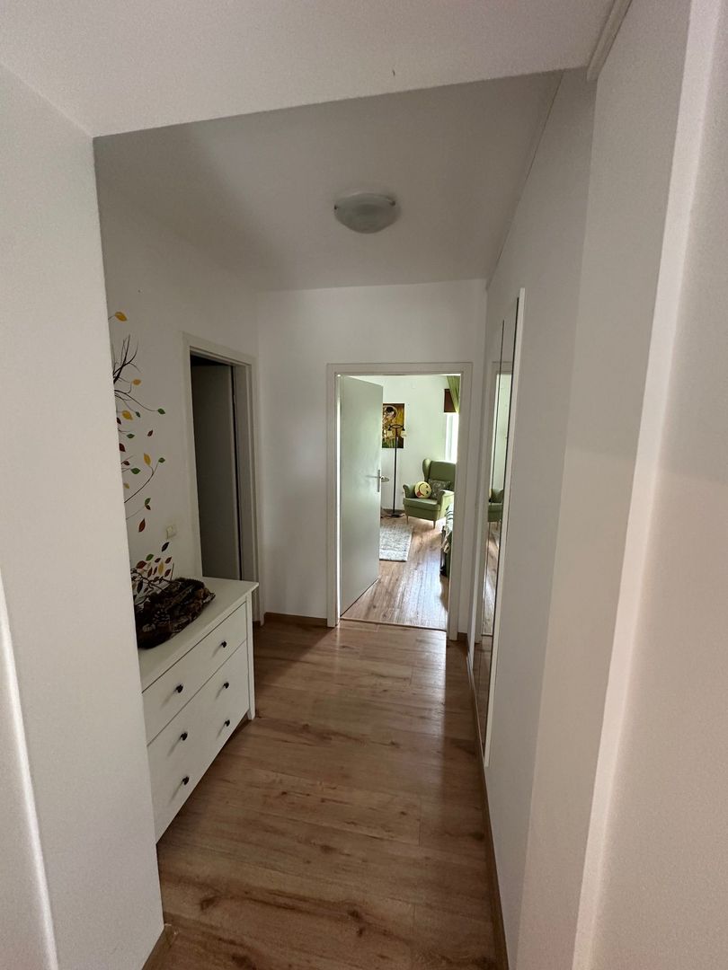 Casă / Vilă cu 5 camere zona Lunei - Poză 27