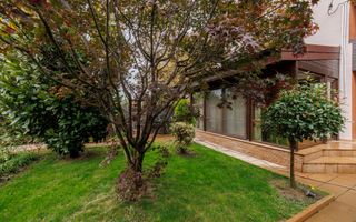 Eleganță și confort pe 500 mp de teren - Vilă în Ștefănești - Poză 3
