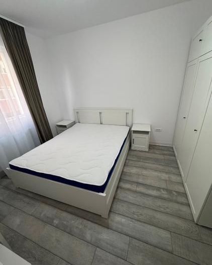 Apartament 3 camere de închiriat Apărătorii Patriei Parcare subterană - Poză 6