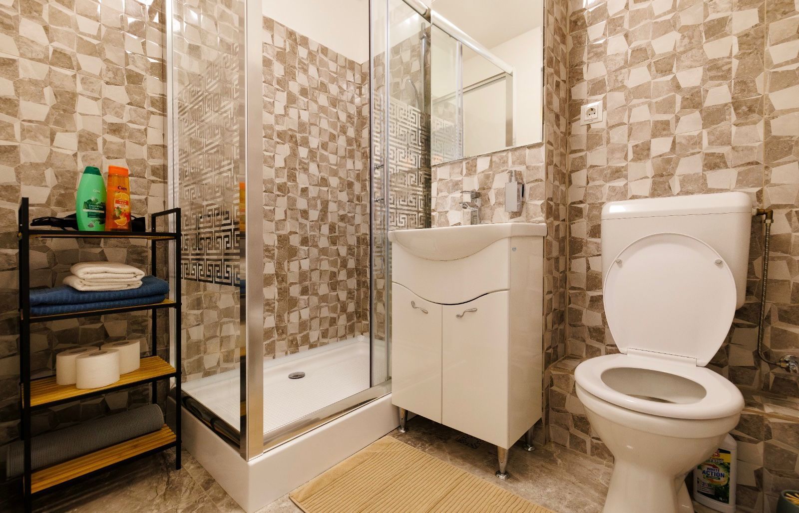 Apartament 2 Camere, Zona Cetatii, Ultra- Central cu avize pentru Booking/Airbnb - Poză 7