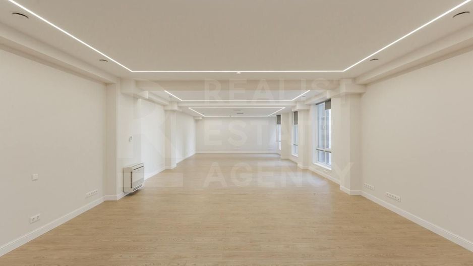 Chirie, spațiu comercial, 117 mp,  str. Mihai Eminescu, Centru - Poză 10