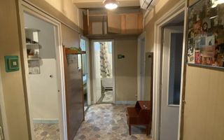 Apartament cu 3 camere si garaj, zona centrala. - Poză 6