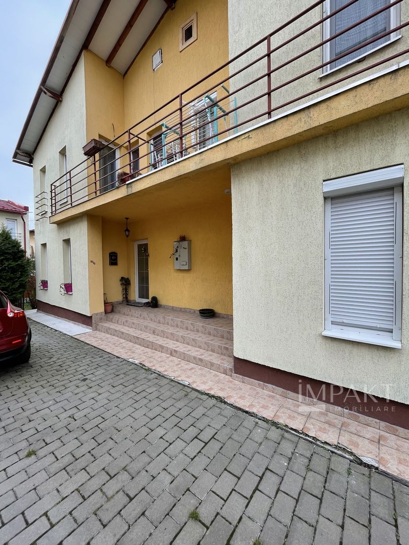 Duplex cochet P+E cu 4 camere aflat in Floresti (strada privata) - Poză 21