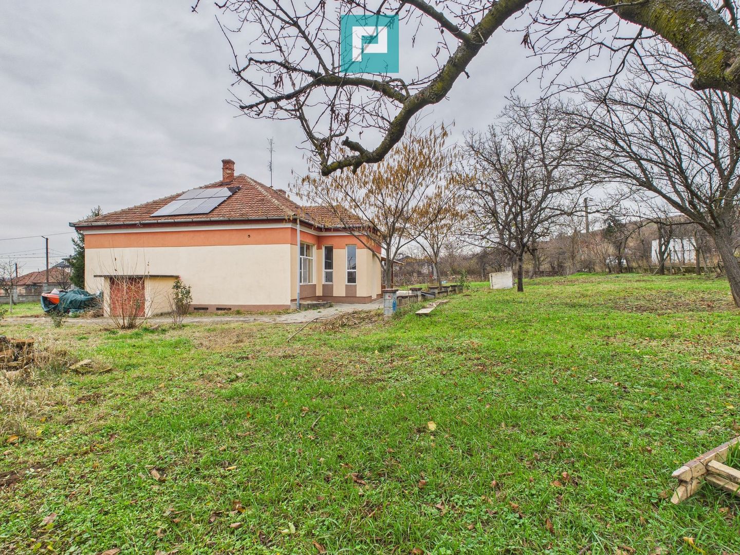 CONAC IMPRESIONANT ÎN GHIOROC - Poză 54