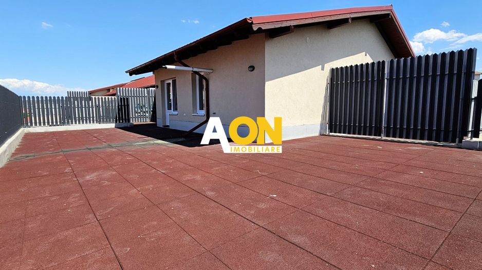 Penthouse 4 camere, 100 mp utili + terasa 83 mp + boxa 21 mp, Centru - Poză 13