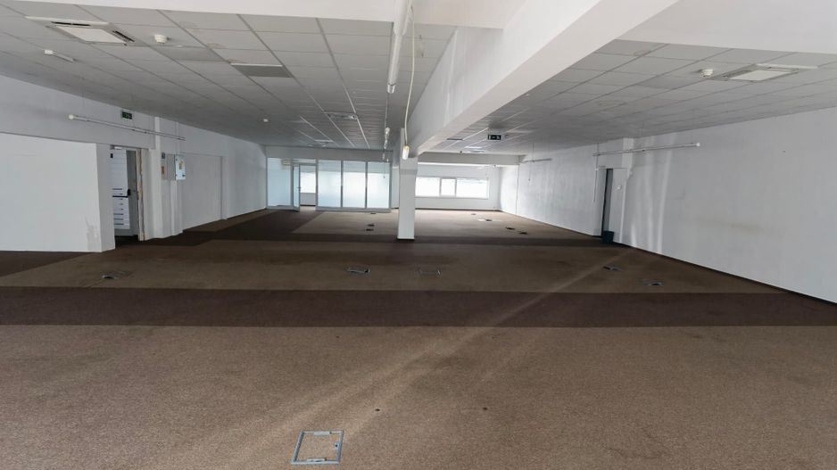 Spatii birouri/servicii - Poză 22