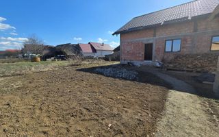 Casă la roșu la 165000 euro I Pe teren de 32 de ari I Măneuți - Poză 17