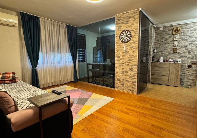 Ap mobilat 50m metrou grivita - parcare libera - Poză 1