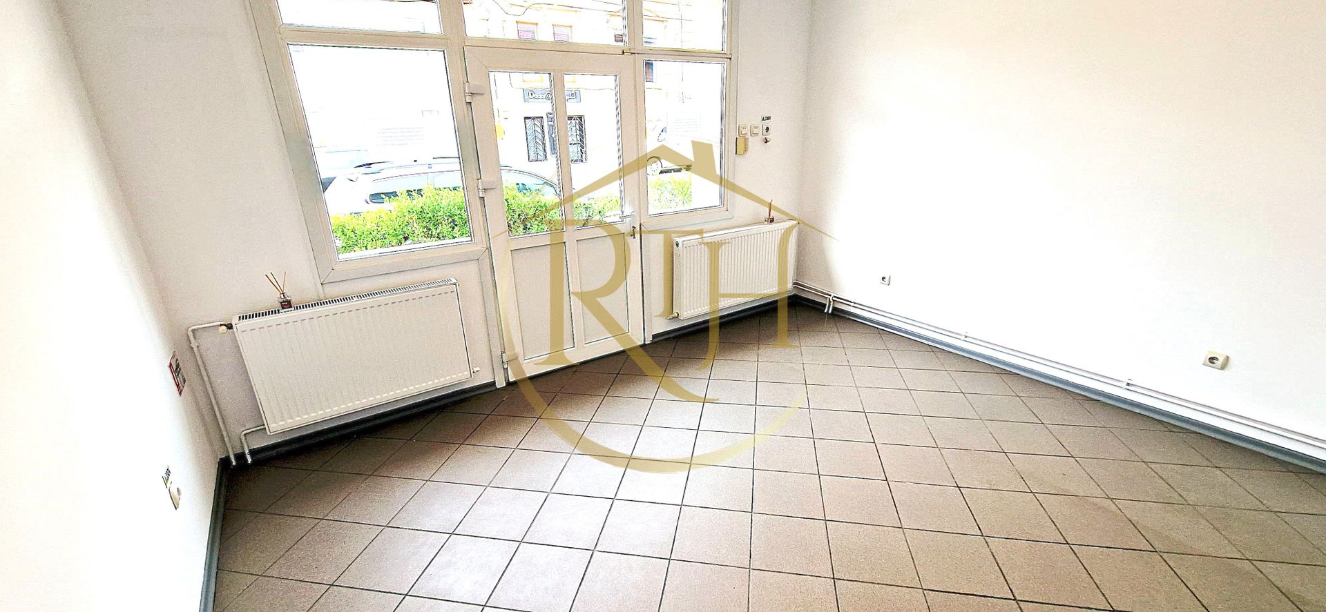 Spațiu comercial/birouri de închiriat – vad comercial excelent – zona Bălcescu - Poză 7