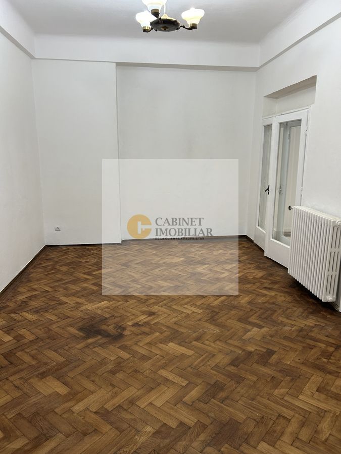 Bd Mihail Kogalniceanu - Facultatea de Drept | 3 camere  | Parter - Poză 6
