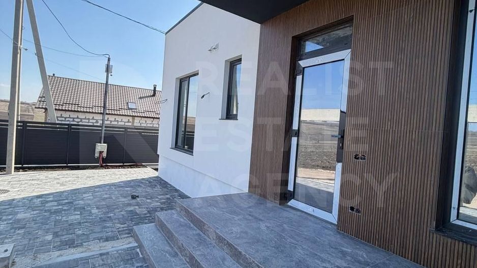 Vânzare, casă, 110 mp + 3 ari, strada Frasinilor, Ialoveni - Poză 2