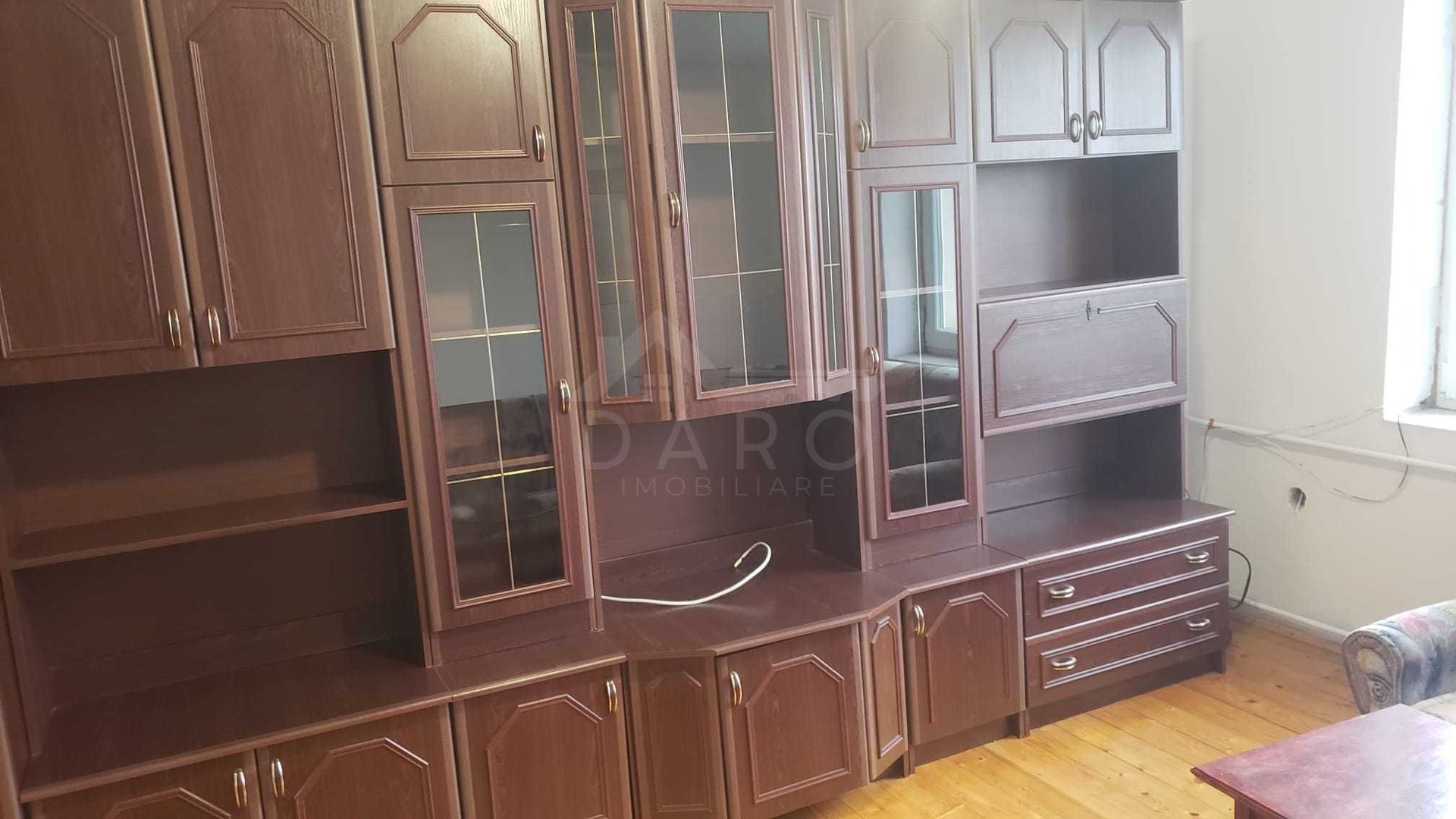 Vânzare apartament - Poză 2