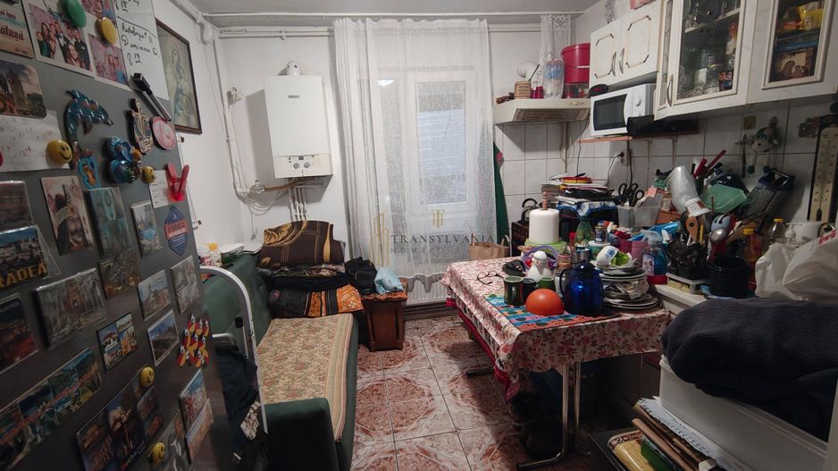 Garsoniera decomandata, suprafata generoasa - Poză 2