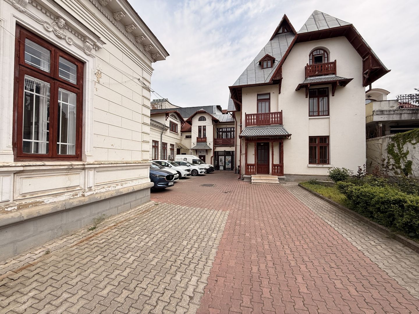 Vila Ultracentrala Monument Istoric restaurat - 12 locuri parcare - Poză 31