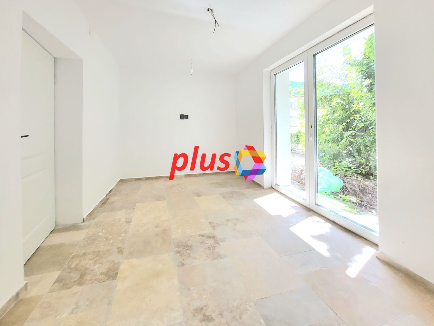 Spatiu birouri de vanzare - 51 mp plus-imo.ro - Poză 1