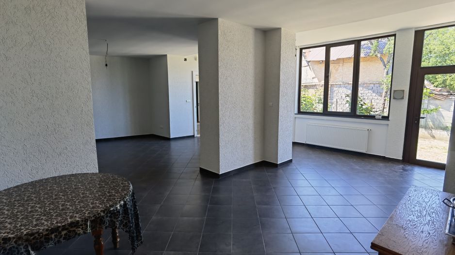 Casa ultracentral Periam - Poză 16