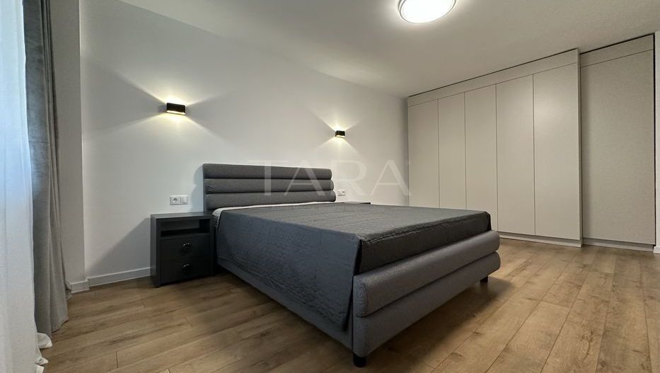 Apartament 3 camere modern, cu terasă și parcare – zonă Centrală - Poză 5