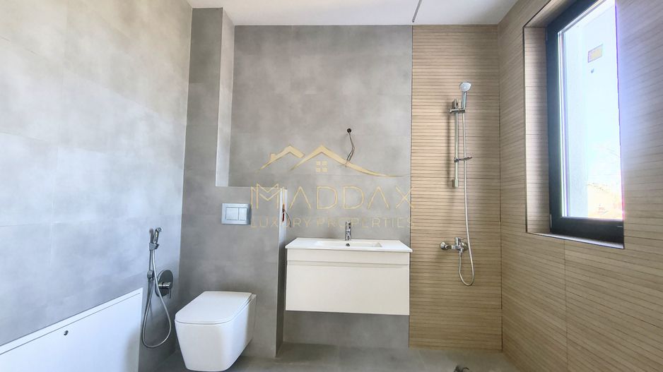 Vila cu 6 camere // 190mp // teren 300mp // Tunari - Poză 21