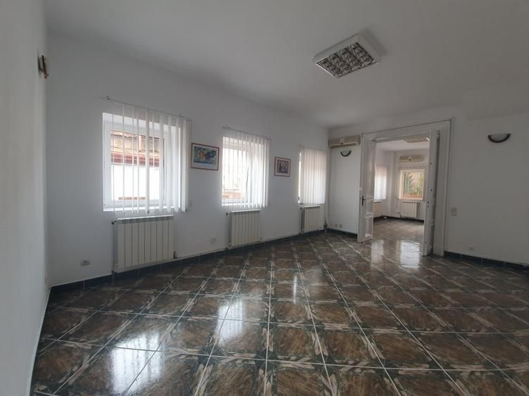 vila 7 camere birouri-sediu firma Cotroceni - Poză 8