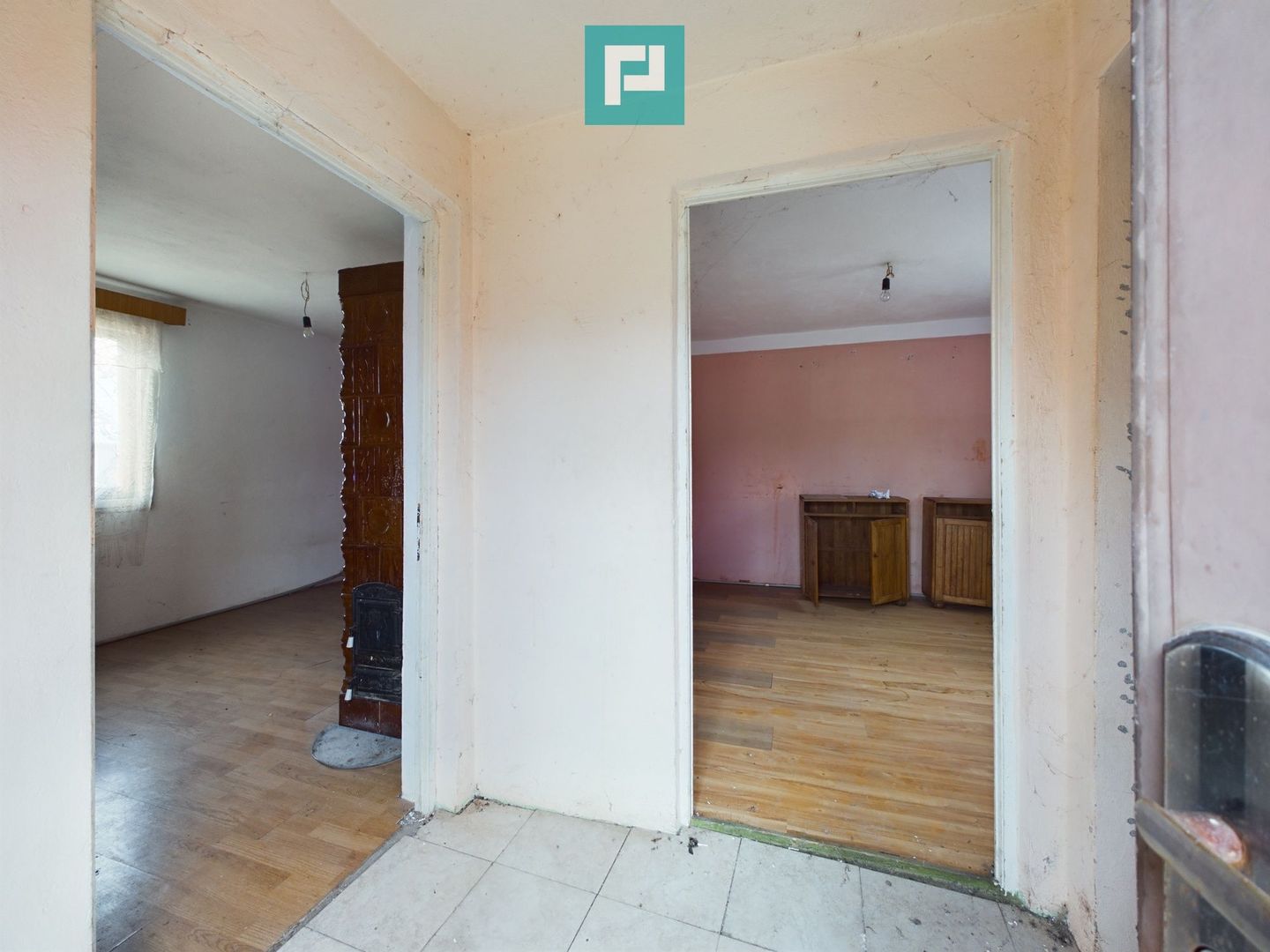 Casă în Pecica - Poză 3