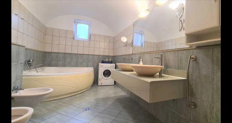 Apartament la vila, 170mp, Gruia, Zona Stadion - Poză 5