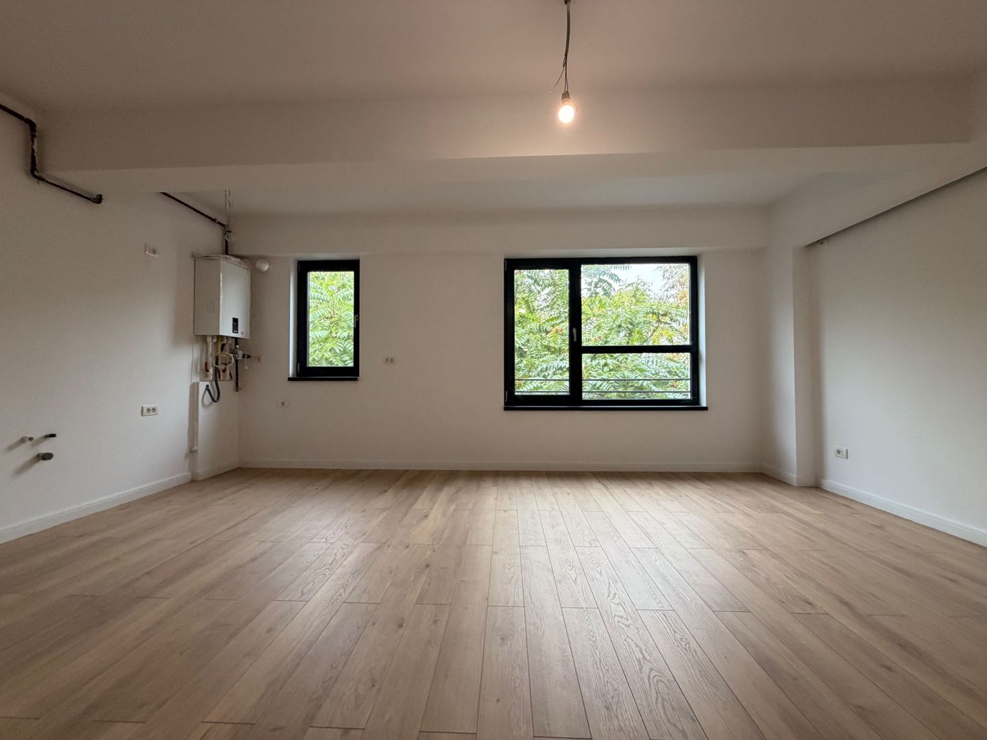 APARTAMENT 3 CAMERE | STRAULESTI | NEMOBILAT - Poză 3