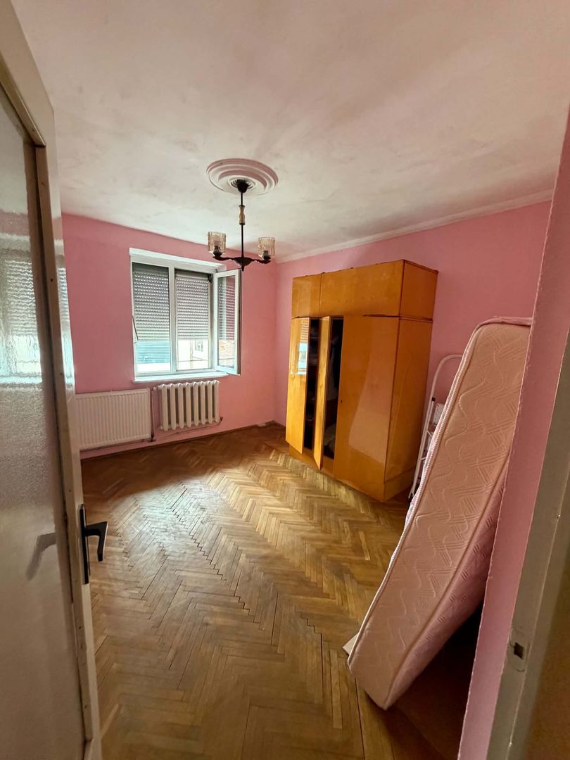 APARTAMENT 4 CAMERE | 79 MP UTILI | ULTRACENTRAL - Poză 4