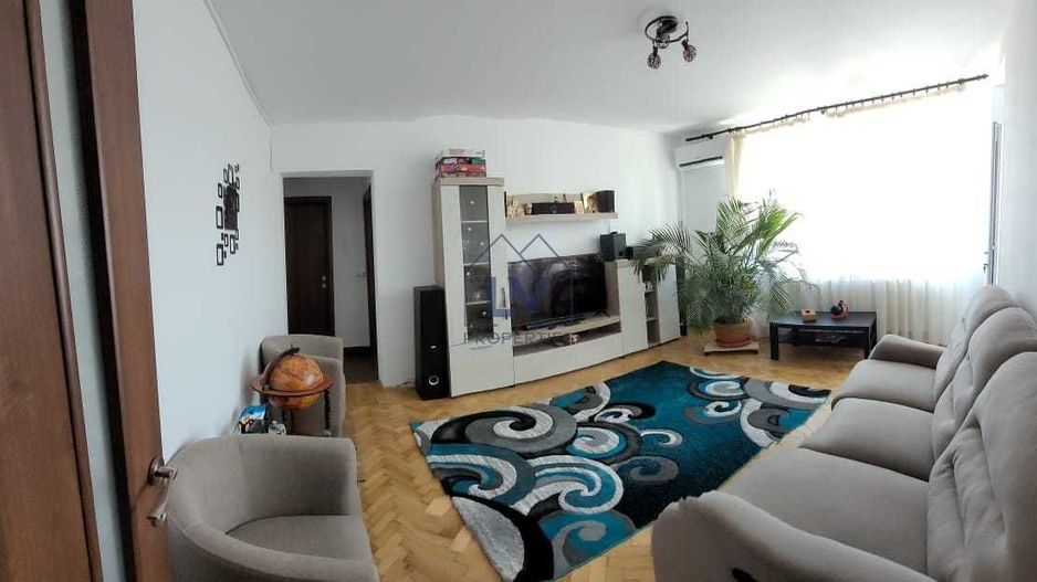 VANZARE APARTAMENT 3 CAMERE | ZONA OBOR - Poză 1