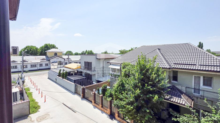 Garsonieră modernă 30 mp, Str. Cooperativei, cu balcon și parcare - Poză 2