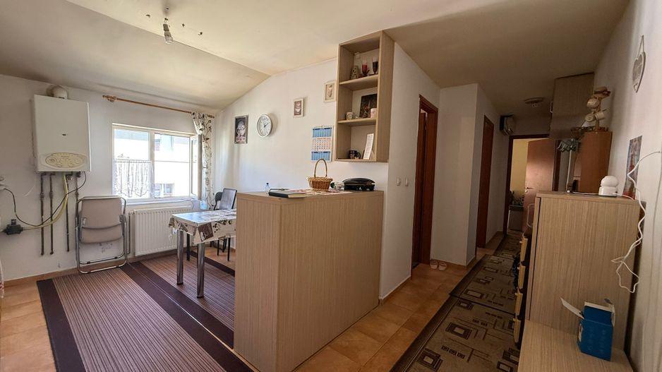Apartament 2 camere, zona Dambovita, comision0% - Poză 3