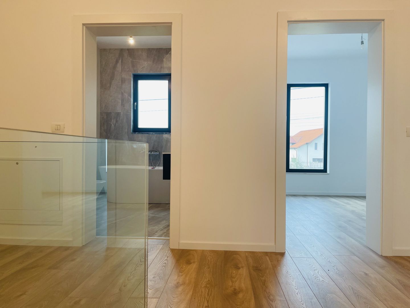 Duplex Ultramodern, impecabil executat | 4 dormitoare & 2 terase - Poză 38